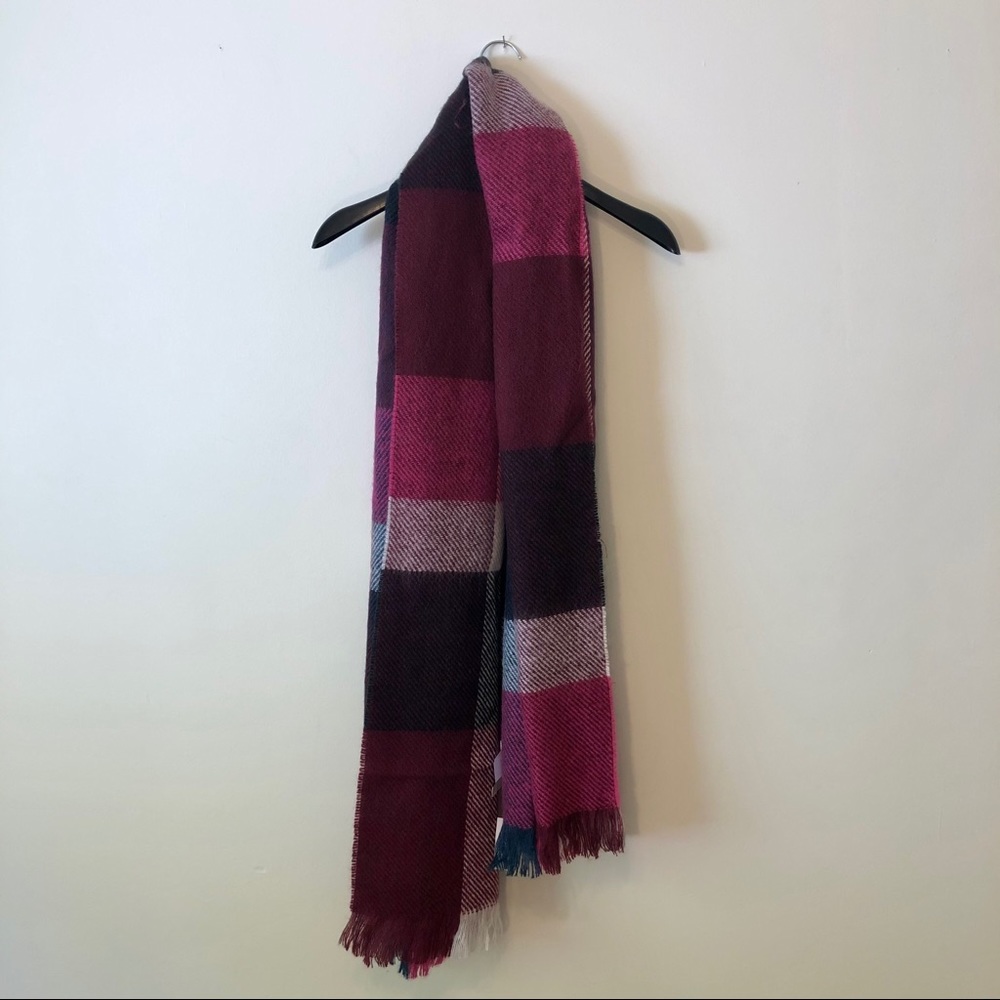 NWT Ann Taylor LOFT Plaid Scarf